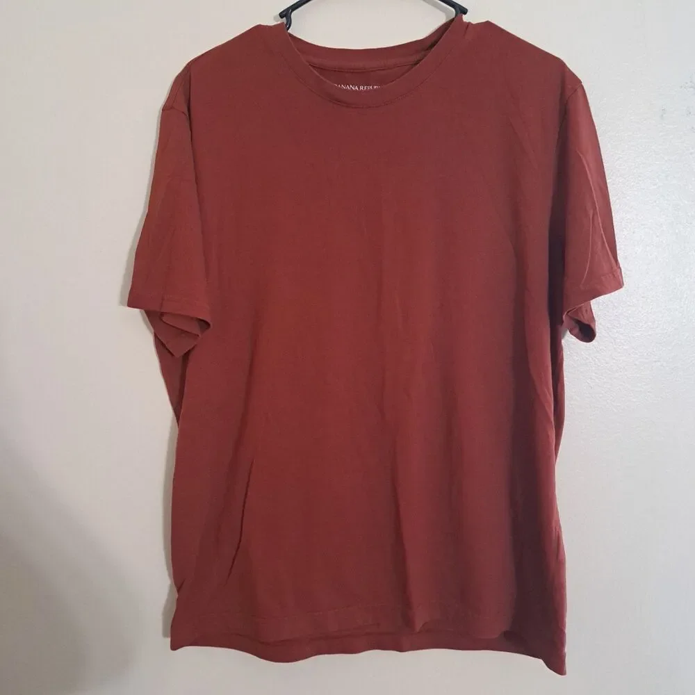 BANANA REPUBLIC PREMIUM WASH T SHIRT  SIZE L